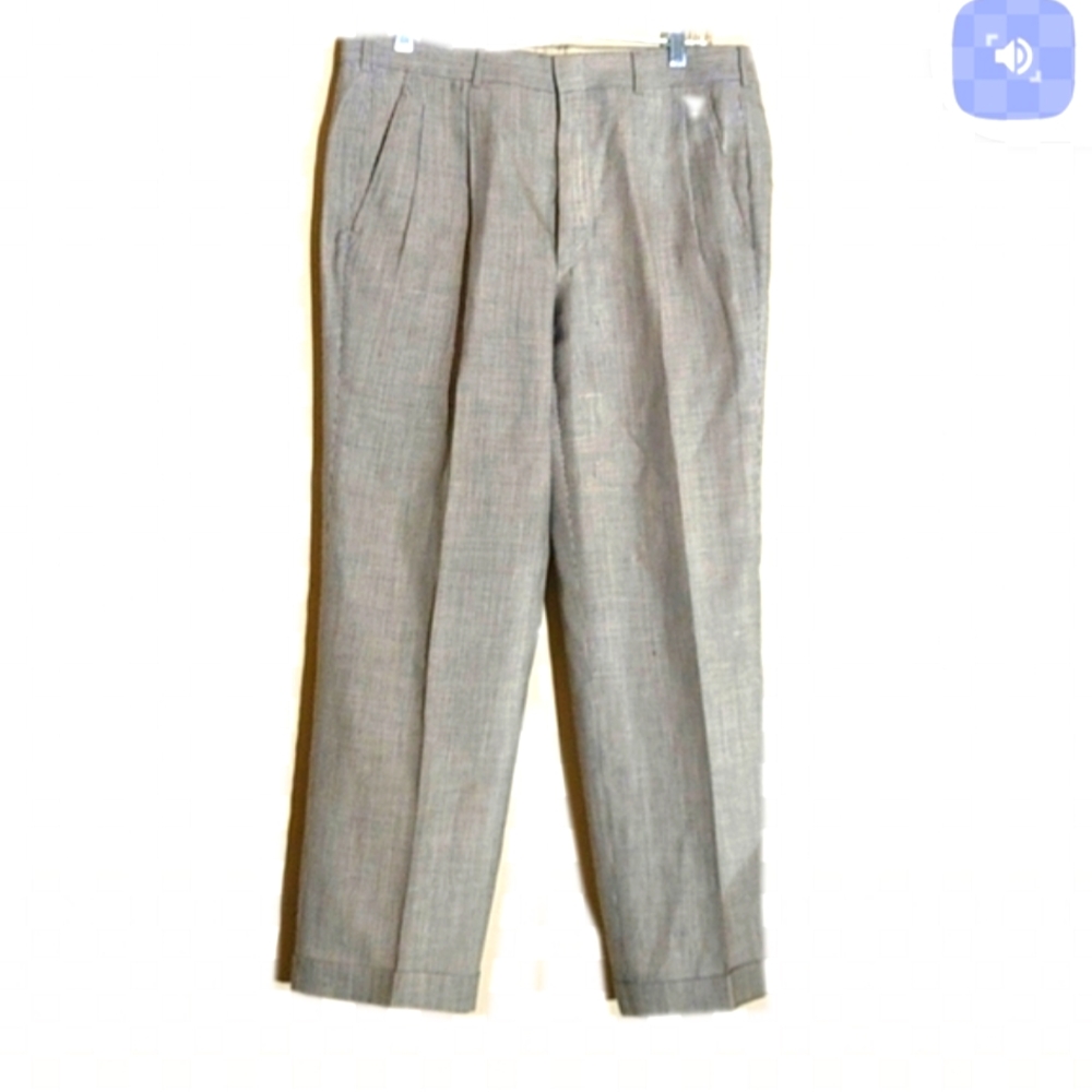 Perry Ellis trousers for women